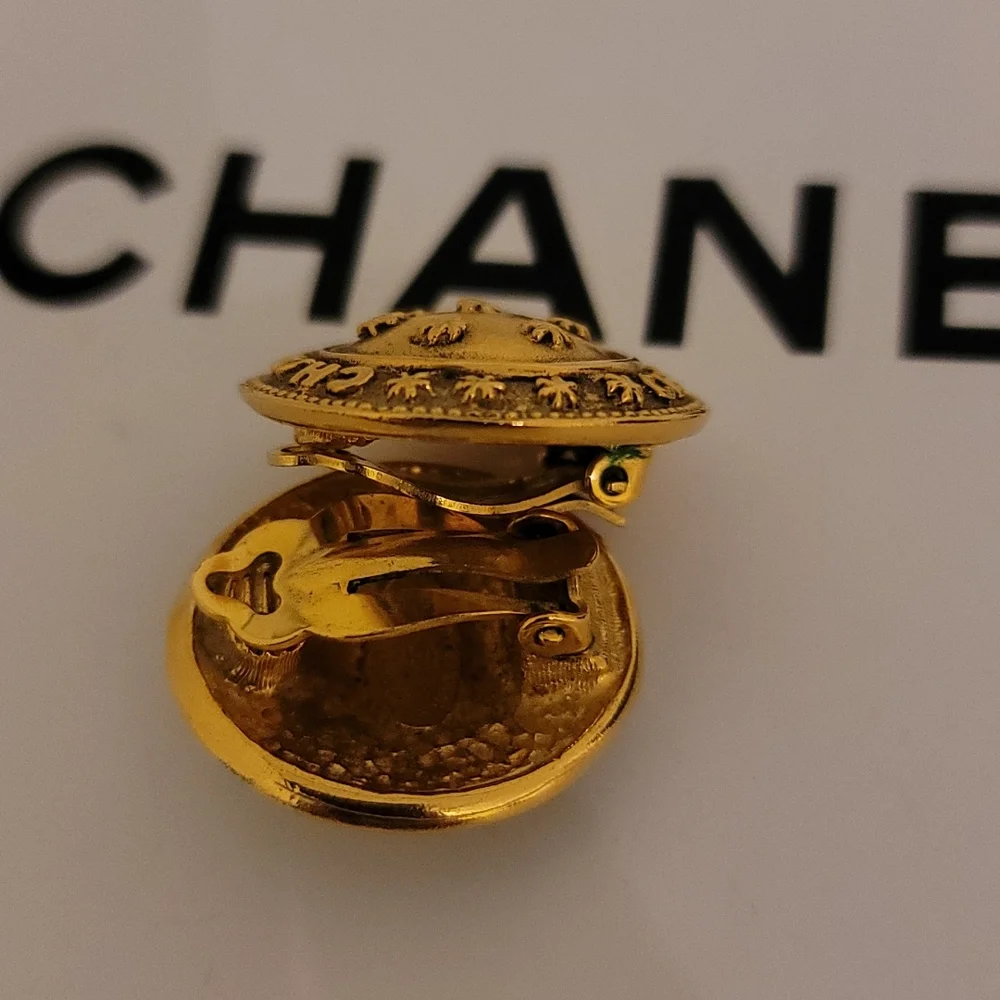 Rare! Chanel Constellation Earrings Gold Plated - Picture 6 of 8